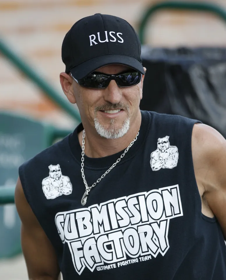 Dog The Bounty Hunters cast Tim Chapman